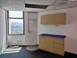 Peninsula Shopping Complex (D6), Office #579068611